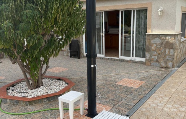 Sale - Detached house - San Fulgencio - Urb. La Marina