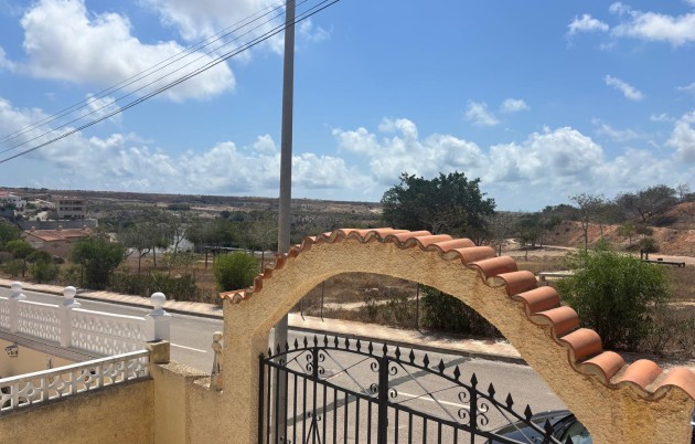 Sale - Detached house - San Fulgencio - Urb. La Marina