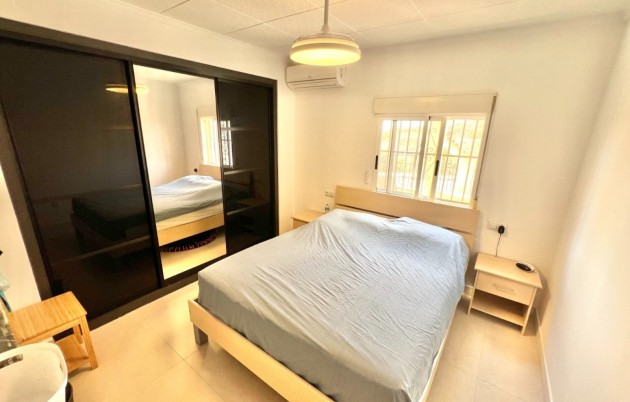 Sale - Detached house - San Fulgencio - Urb. La Marina