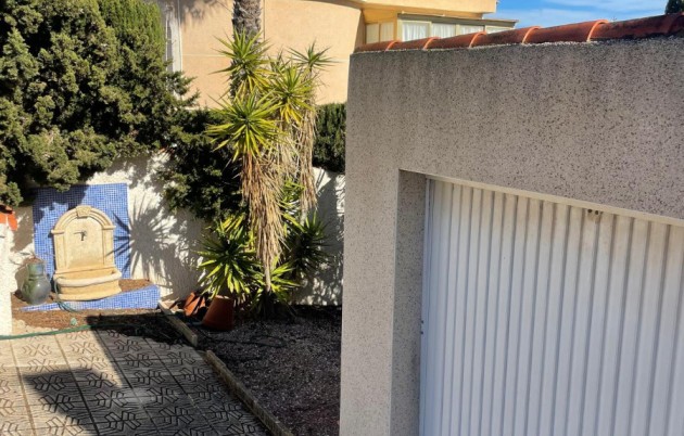 Sale - Villa - San Fulgencio - Urb. La Marina