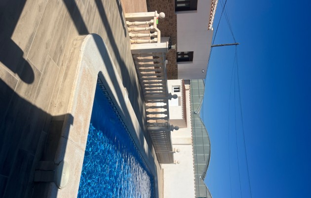 Sale - Detached house - Dolores