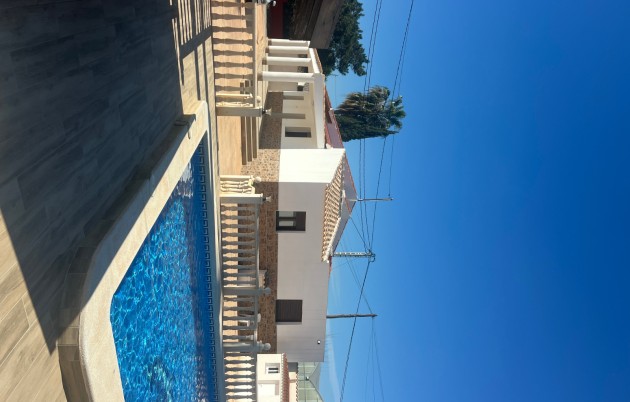 Sale - Detached house - Dolores