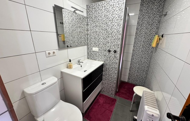 Sale - Reihenhaus - Guardamar del Segura - Urbanisation Buenavista