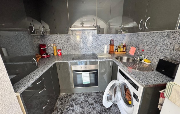 Sale - Reihenhaus - Guardamar del Segura - Urbanisation Buenavista