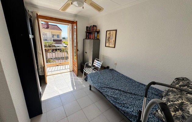 Sale - Reihenhaus - Guardamar del Segura - Urbanisation Buenavista