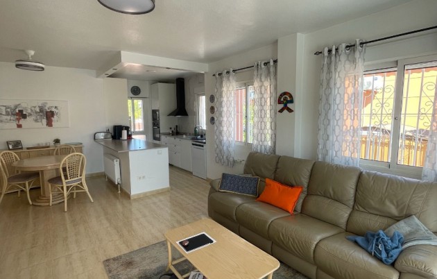 Sale - Einfamilienhaus - San Fulgencio - Urb. La Marina