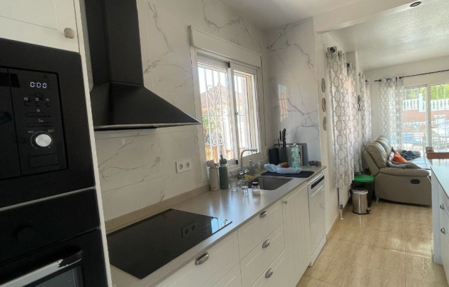 Sale - Einfamilienhaus - San Fulgencio - Urb. La Marina