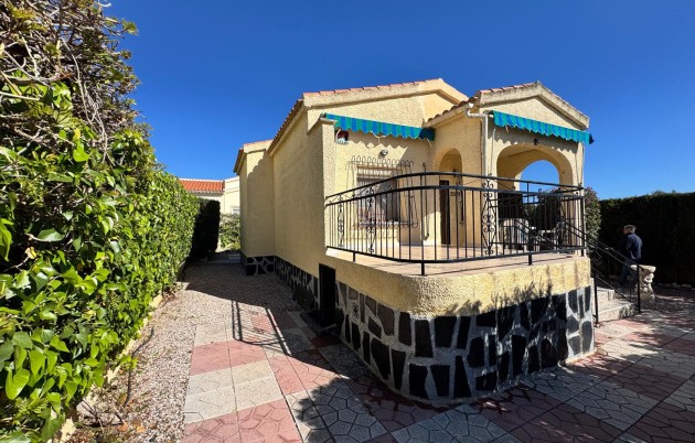 Sale - Einfamilienhaus - San Fulgencio - Urb. La Marina