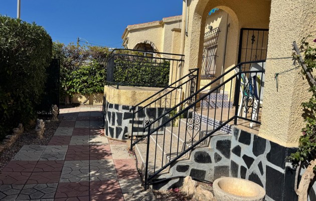 Sale - Einfamilienhaus - San Fulgencio - Urb. La Marina