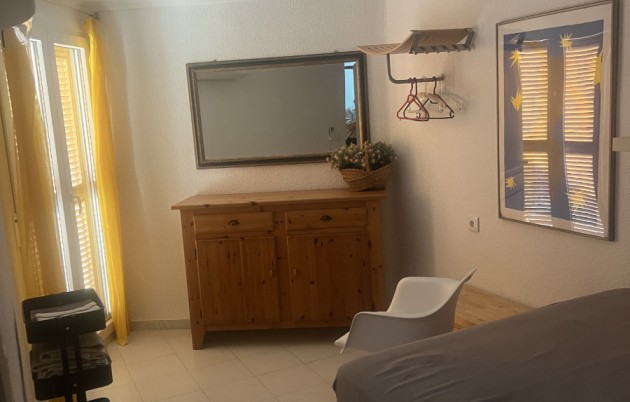 Sale - Terraced house - Guardamar del Segura - Urbanization Buenavista