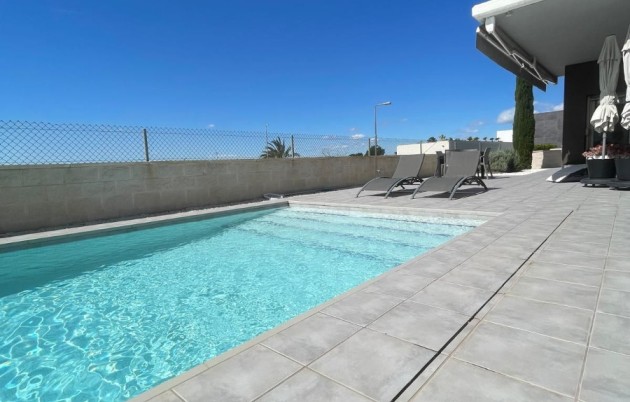 Sale - Detached house - San Fulgencio - Urb. La Marina