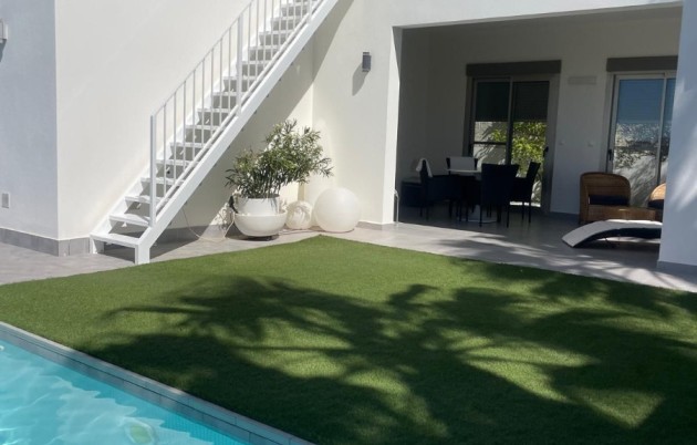 Sale - Detached house - San Fulgencio - Urb. La Marina