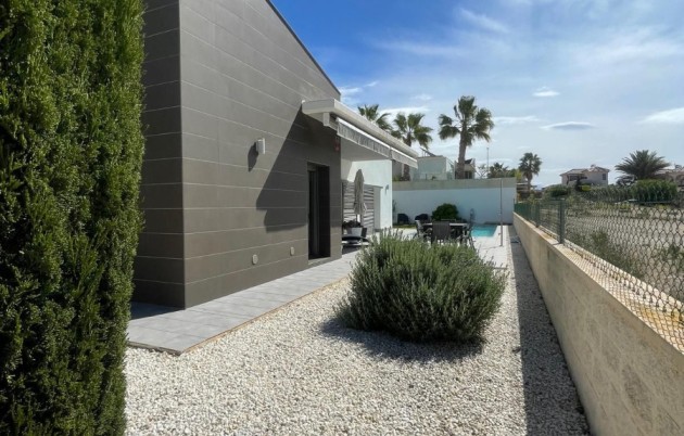 Sale - Detached house - San Fulgencio - Urb. La Marina