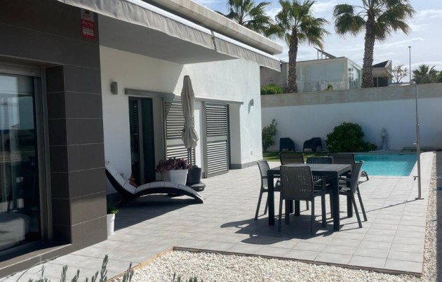 Sale - Detached house - San Fulgencio - Urb. La Marina