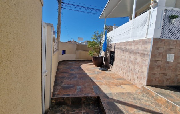 Sale - Detached house - San Fulgencio - Urb. La Marina