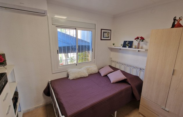 Sale - Detached house - San Fulgencio - Urb. La Marina