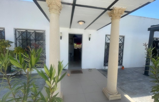 Sale - Detached house - San Fulgencio - La Marina
