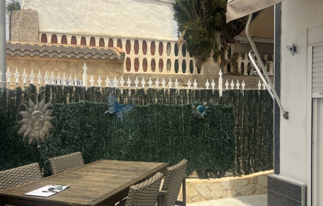 Sale - Terraced house - San Fulgencio - Urb. Oasis