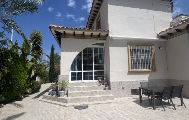 Sale - Detached house - Elche - El Pinet