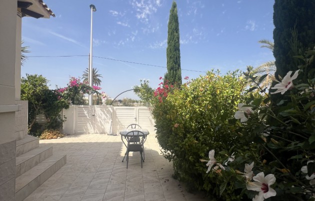 Sale - Detached house - Elche - El Pinet