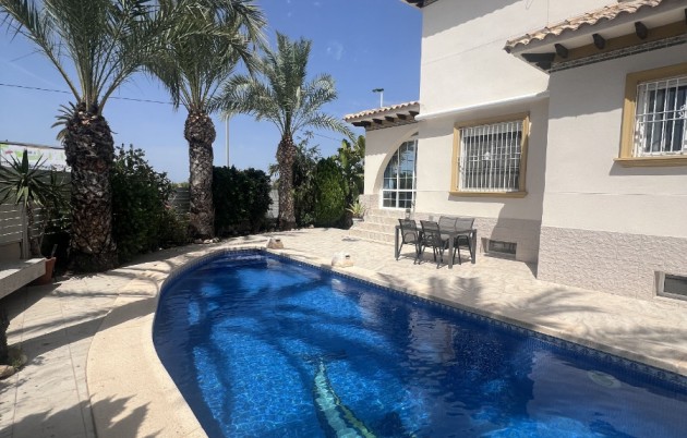 Sale - Detached house - Elche - El Pinet