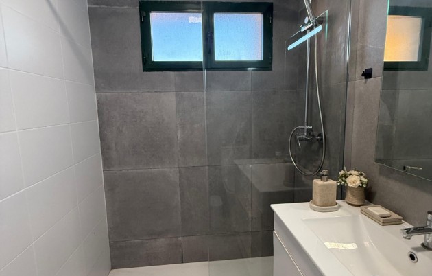 Sale - Terraced house - San Fulgencio - Urb. La Marina