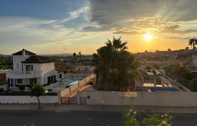 Sale - Detached house - San Fulgencio - Urb. La Marina