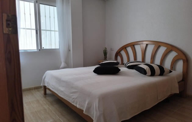 Sale - Detached house - San Fulgencio - Urb. La Marina
