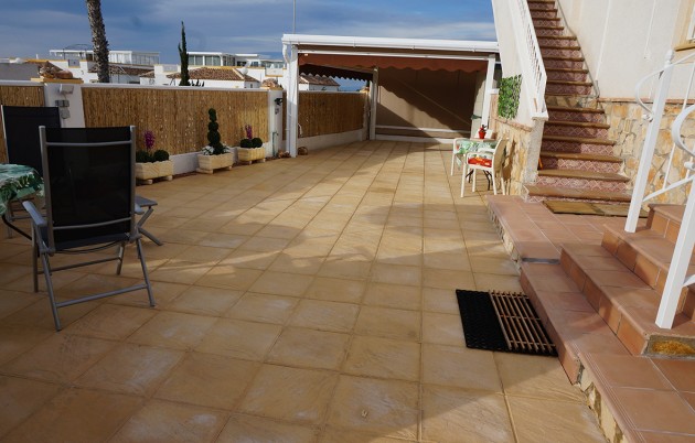 Venta - Chalet independiente - San Fulgencio - Urb. La Marina