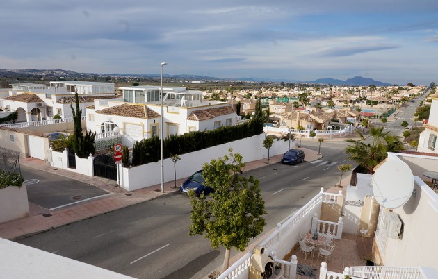 Venta - Chalet independiente - San Fulgencio - Urb. La Marina