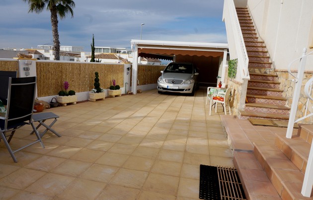 Venta - Chalet independiente - San Fulgencio - Urb. La Marina