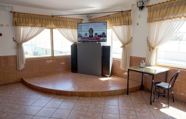 Sale - Commercial - Guardamar del Segura - Urbanization Buenavista