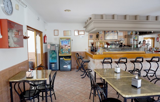 Sale - Commercial - Guardamar del Segura - Urbanization Buenavista