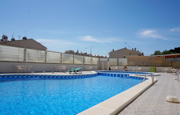 Sale - Commercial - Guardamar del Segura - Urbanization Buenavista