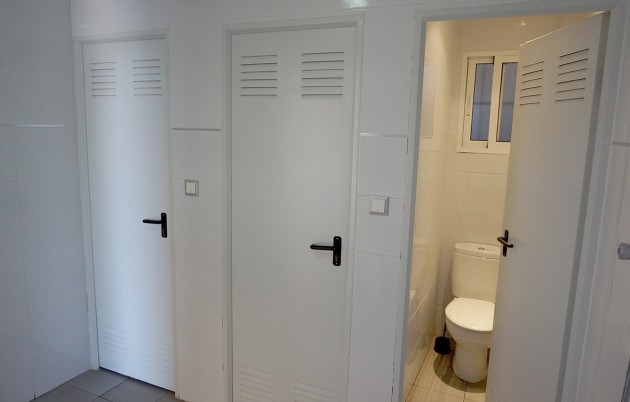 Sale - Commercial - Guardamar del Segura - Urbanization Buenavista