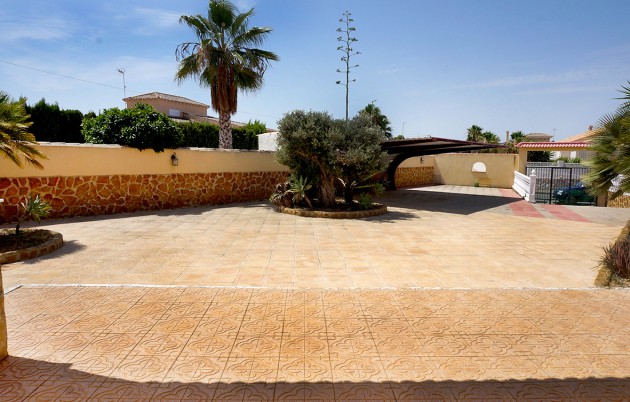 Sale - Villa - San Fulgencio - Urb. La Escuera